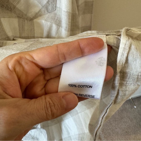 Billy Reid button front top size large standard fit checkered print - Picture 3 of 7